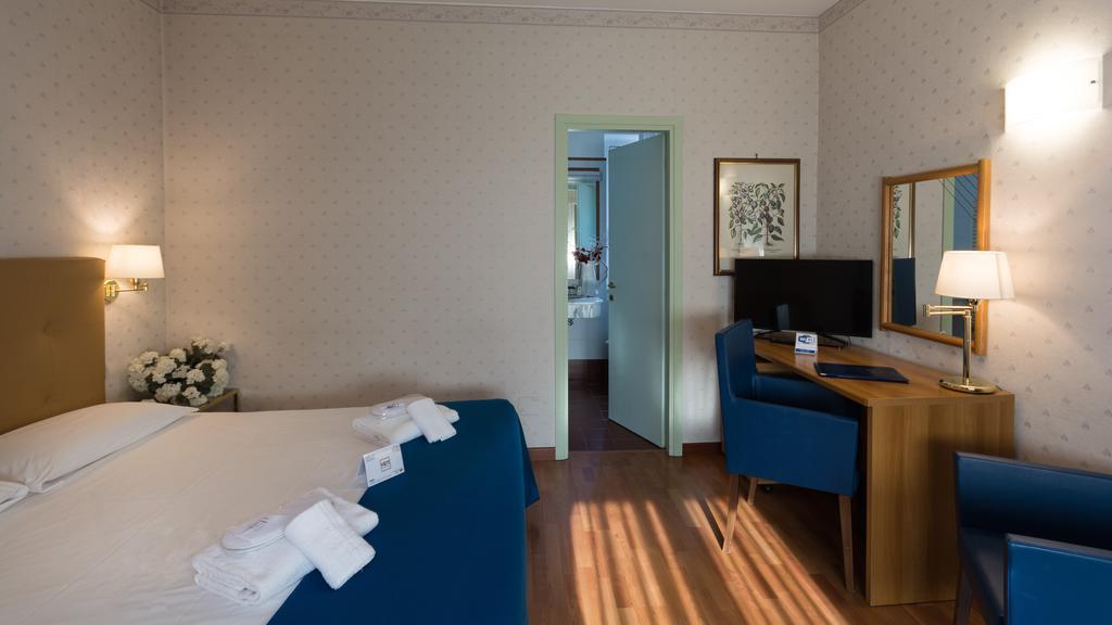 Hotel Lombardia Milano Exterior foto